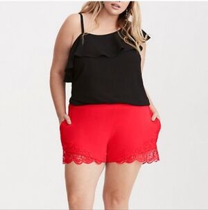 Torrid Zipper Back Coral Lace Trim Shorts 20